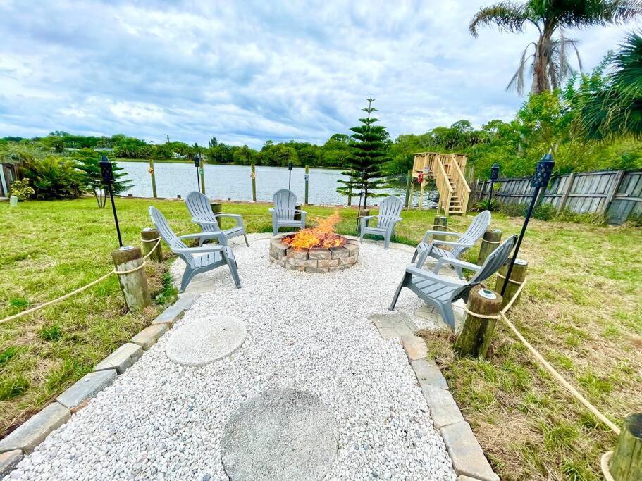 Merrit Island Waterfront House Lots Of Parking Villa Merritt Island Buitenkant foto
